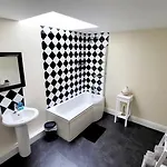 Hicks - Sleeps 2 Whitehaven
