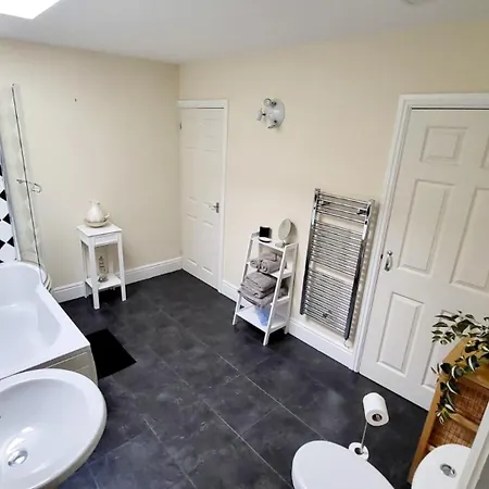 Hicks Central - Sleeps 2