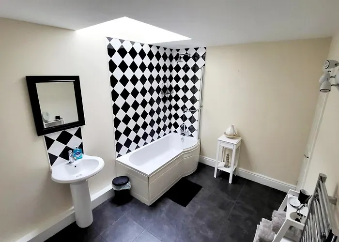 Hicks - Sleeps 2 Whitehaven