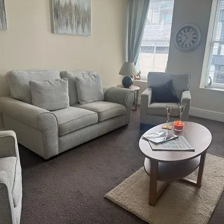 Hicks - Sleeps 2 Whitehaven